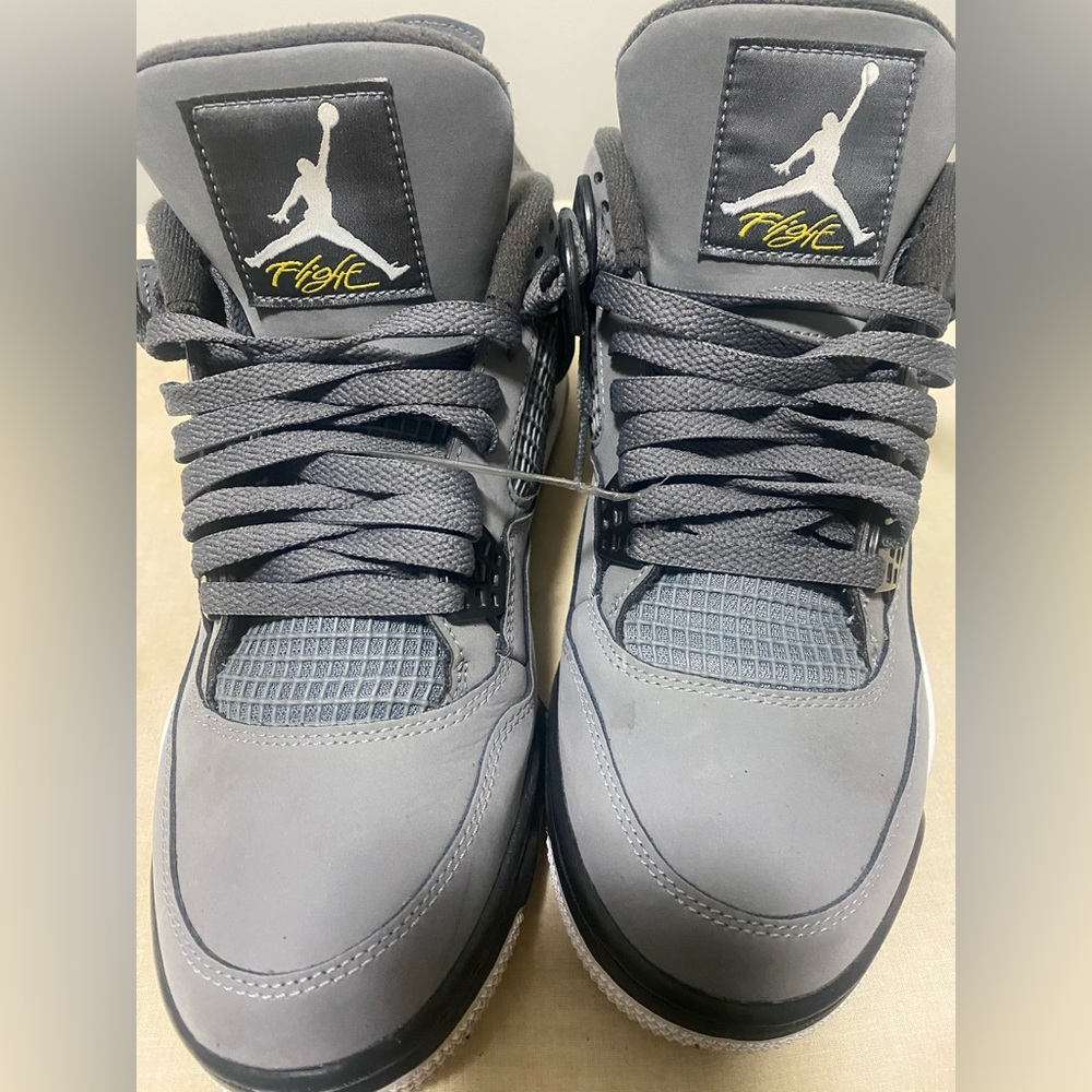 Air Jordan 4 Cool Grey